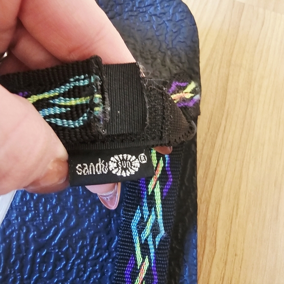 Sand & Sun Vintage 90's Sandals with Black and color straps * See Measure - Picture 3 of 8
